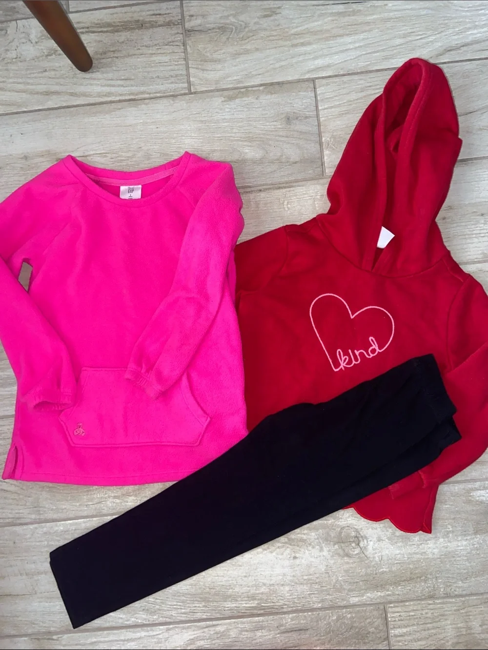 GAP Kids 5T Pink Fleece Pullover & Red Heart Hoodie with Black Leggings